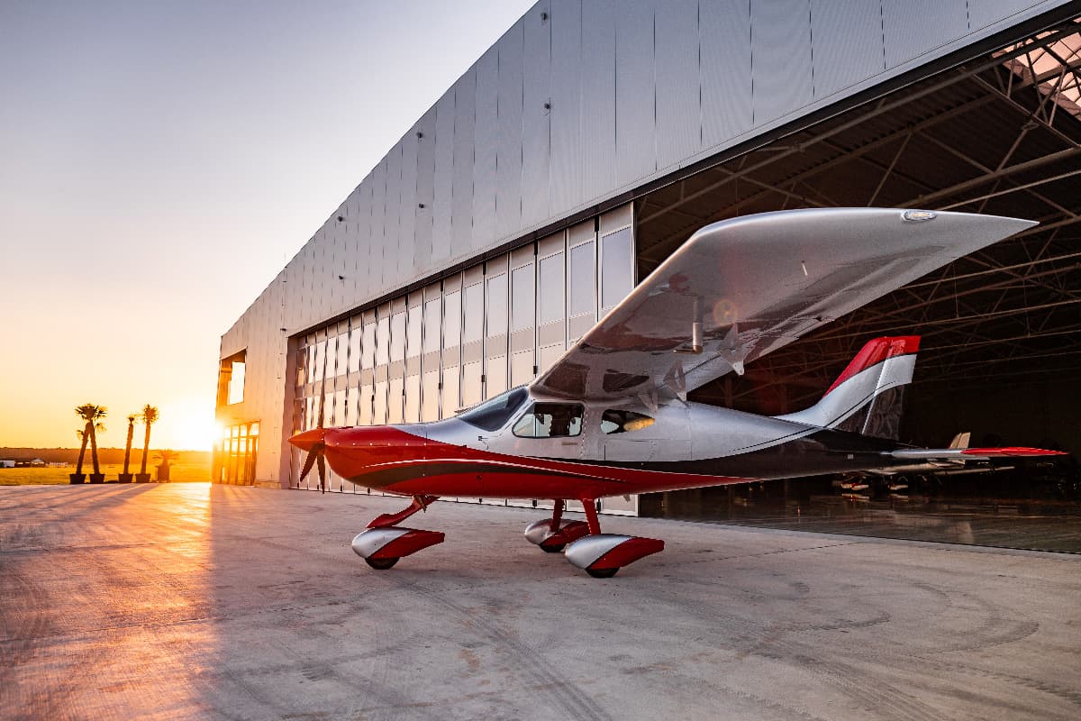 Bristell B8M at the hangar entrance at sunset